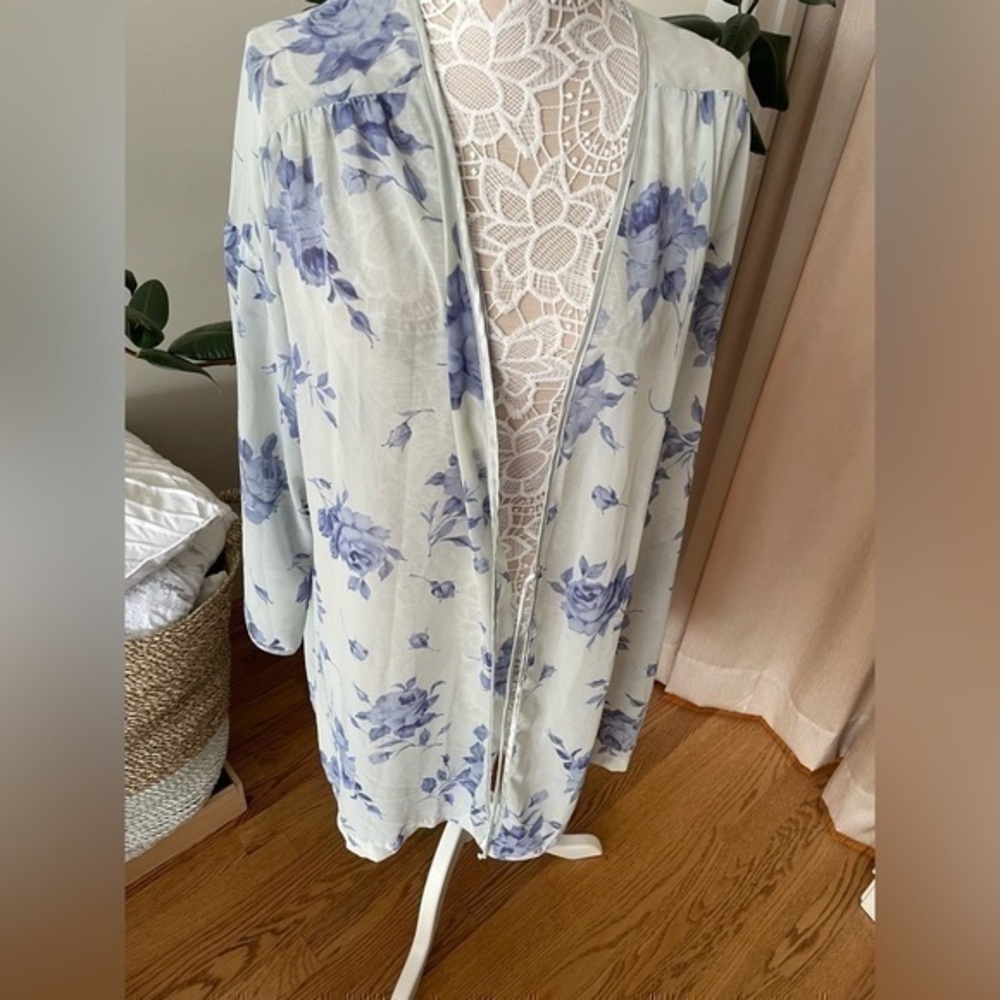 Silk high quality Night Gown lotus floral  size L